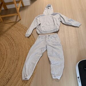 Skims Gray Hooded Sweatshirt & Jogger Set